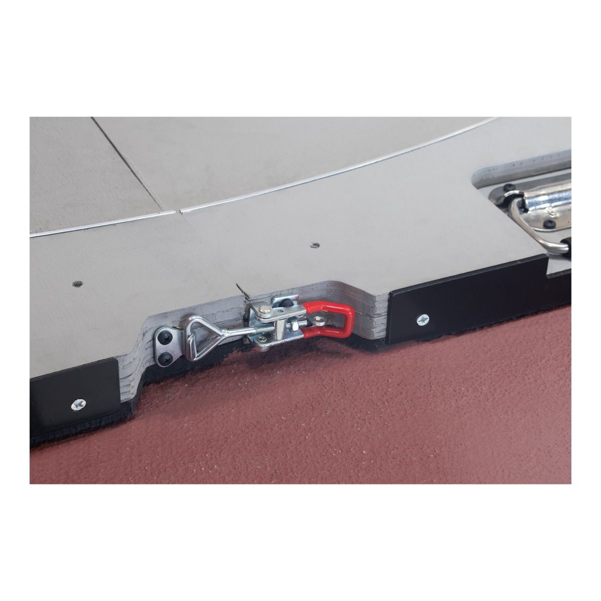 Gill Portable Discus Platform